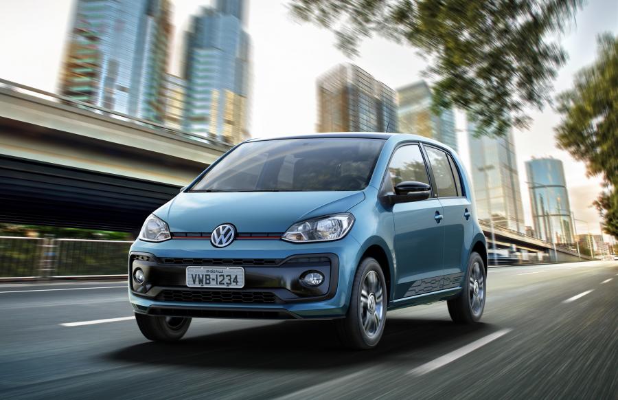  Volkswagen up! Connect 2017 года  (LA) (фото 11 из 19)